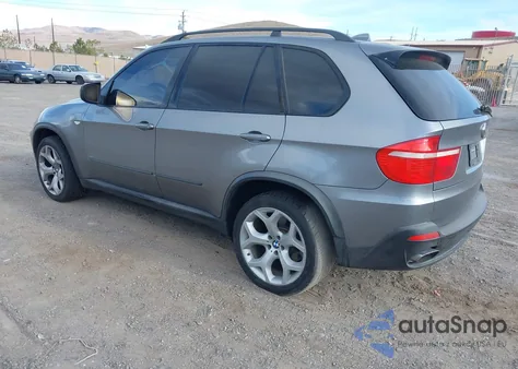 2007 BMW X5 4.8I z USA, uszkodzony, nr VIN 4USFE83507LY65684